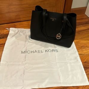 Black Michael Kors Tote Bag